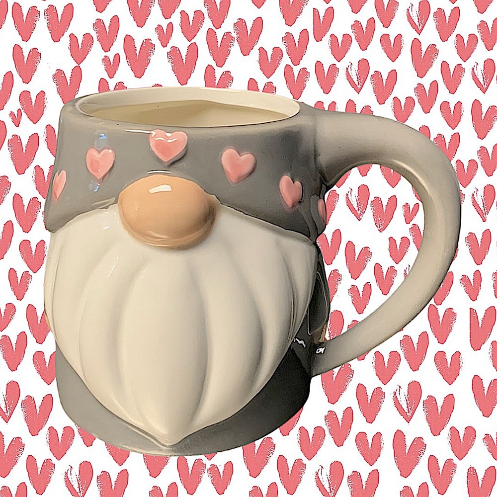 Gnome with hearts mug